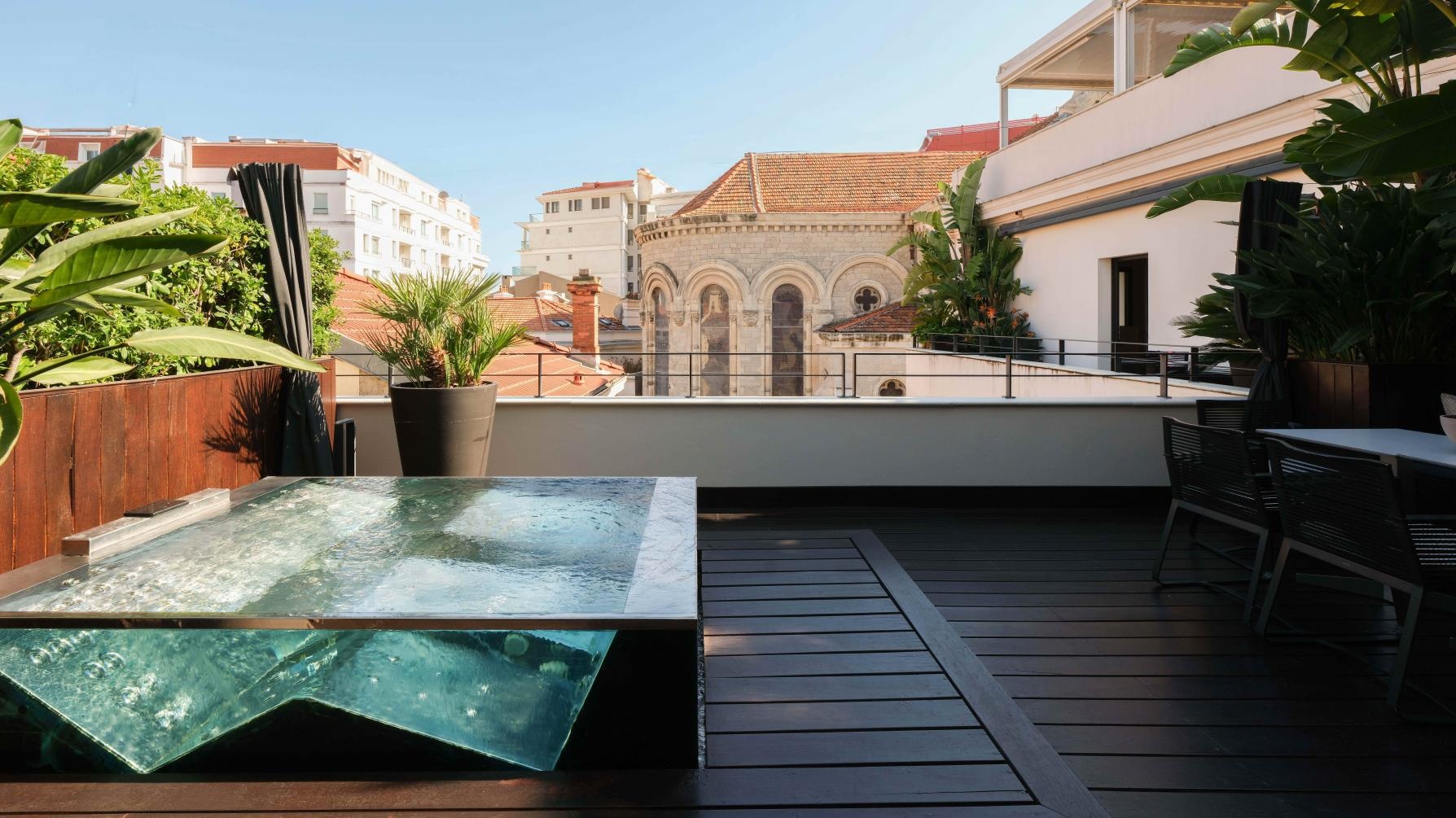Five Seas Hotel Cannes